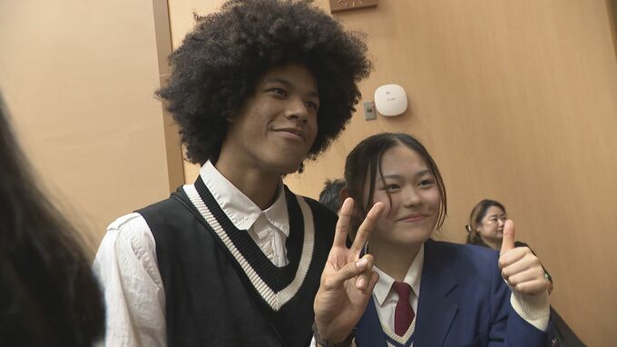 見るものすべてが新しくて授業も今まで経験したことないものばかり アメリカ軍岩国基地のペリーハイスクールと姉妹校提携で調印　山口・下松|TBS NEWS DIG