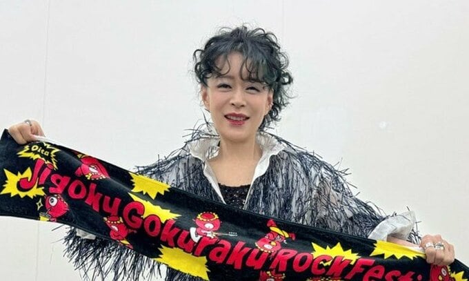 【中森明菜】　笑顔の最新ショット公開　「ジゴロック、二日目も楽しみますっ！」　大分でライブ出演|TBS NEWS DIG