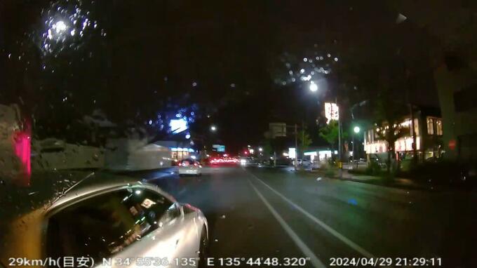 【独自】「腹立つしかない」割り込んできた白い車に衝突…ぶつかった車は信号無視し逃走　被害者が怒り『ドラレコに残された一部始終』ひき逃げ事件で捜査　京都|TBS NEWS DIG