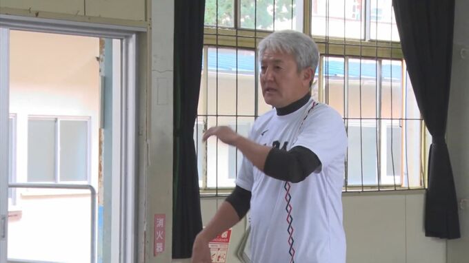 「ボールと触れて野球を始めてくれる子が増えたら」　元侍ジャパン・清水コーチが小学校で野球教室　|　BSSニュース | BSS山陰放送