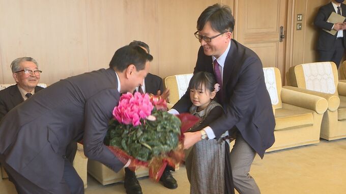 「一生懸命作ってきれいな花が咲いている」生産者団体が旬のシクラメンをＰＲ　|　山口のニュース・天気・防災｜tys NEWS｜ｔｙｓテレビ山口