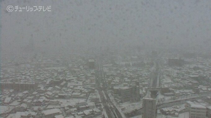 冬型の気圧配置強まり富山は大雪　一部のバス路線で30分以上の遅れ　富山　|　富山のニュース｜天気・防災｜チューリップテレビ