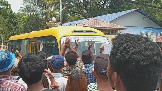 ミャンマー軍が3000人に恩赦　スー・チー氏ら民主派は収監のままか|TBS NEWS DIG