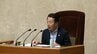 議長が異例の続投　背景に海外視察の問題か？　議長は無言つらぬく　|　福岡のニュース｜RKB NEWS｜RKB毎日放送