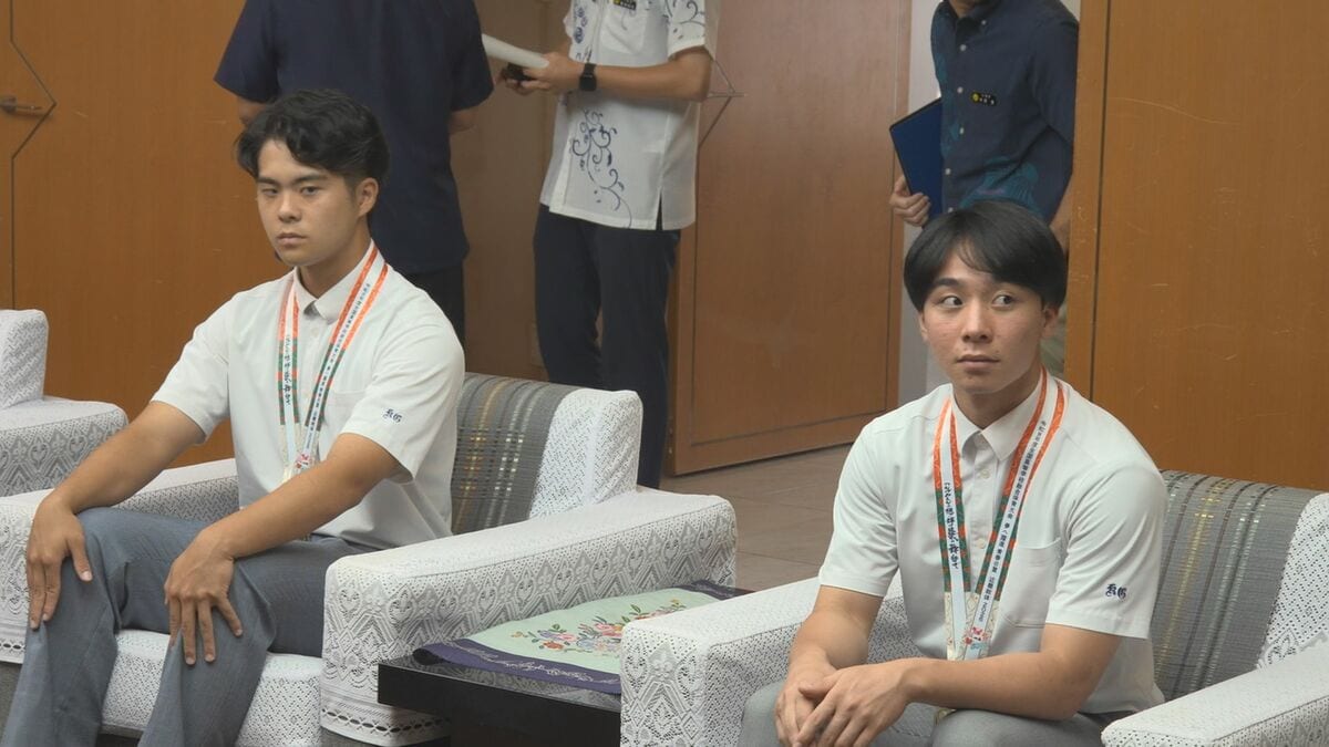 「みなさんの応援と持てる力を出し切って」興南高校男子ハンドボール部 沖縄県知事に日本一を報告