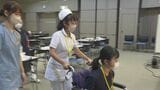 「看護師さん、かっこいい」小中学生が看護の仕事を体験　血圧の測り方や心臓マッサージなど学ぶ|TBS NEWS DIG