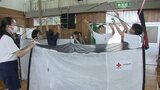 体育館が避難所になったら? 小中学生300人が避難所設営を体験 岩手・盛岡市|TBS NEWS DIG