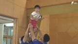 「かっこいいと思った」こども園に静岡ブルーレヴズの選手が登場 園児たちがラグビー教室でタックルに挑戦=静岡・西伊豆町 | 静岡のニュース | SBSNEWS | 静岡放送