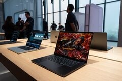 アップル新製品ラッシュ－来年上期までにiPadやMacBook刷新､新Siriも| TBS CROSS DIG with Bloomberg