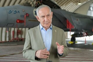 機長襲撃の副操縦士、国籍はオマーン－イスラエル行きフライドバイ機| TBS CROSS DIG with Bloomberg