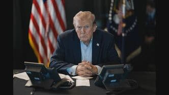 ホワイトハウス トランプ大統領がイランへの軍事作戦の対応にあたった際の写真を公開 フロリダの邸宅=マール・アラーゴで|TBS NEWS DIG