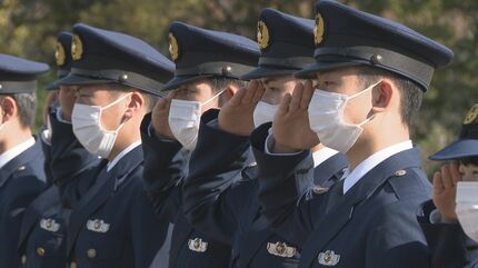 警察学校武道始 警察学校は“かなり過酷”…プロテクターに約4キロの盾…思わず