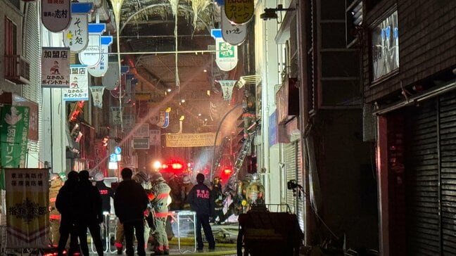 【速報】東京・品川区　アーケード商店街で有名な中延商店街「スキップロード」の酒店から出火か　消防車など35台出動　約6時間後に鎮火|TBS NEWS DIG