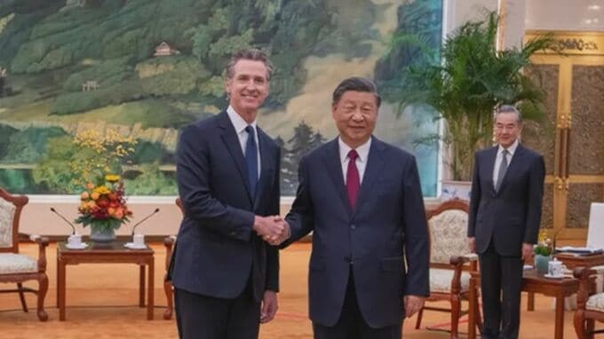 「ウィンウィンで」習主席、来月APEC開催地となる米カリフォルニア州知事と会談　関係改善への意欲を改めて示す