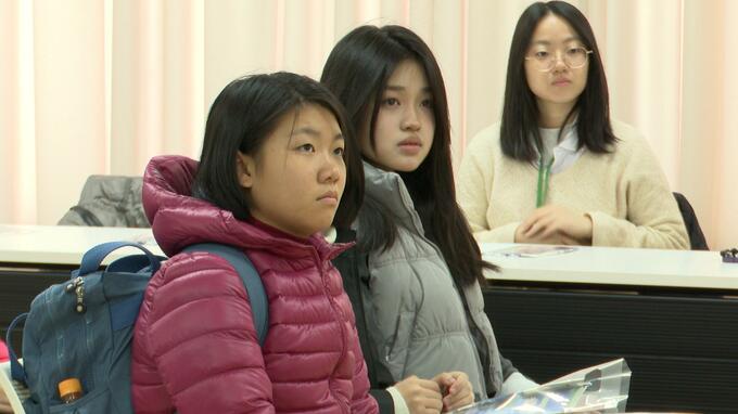 「30度くらいあるので、とても寒く感じます…」日本の伝統的な生活を体験しようとマレーシアの中高生が『農家民泊』「温泉が楽しみ！」　|　青森のニュース│ATV NEWS│青森テレビ