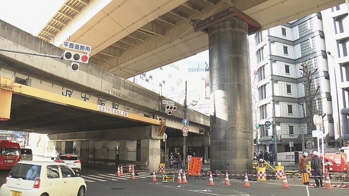 【速報】地中から突き出た鋼鉄管　周りの地盤改良が終了　ボーリング調査で地盤の強度確認できれば切断され「新御堂筋」下道部分の通行止め解除へ　大阪・梅田　|　MBSニュース | 関西の最新ニュースを分かりやすく。