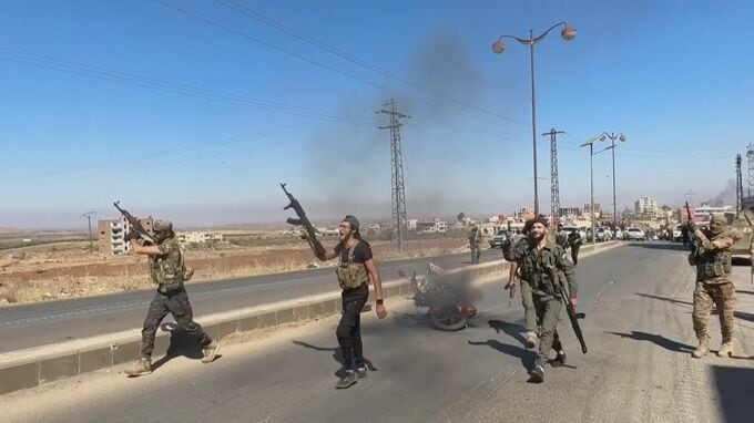 シリア南部で衝突 135人以上が死亡　暫定政府軍やイスラエルも介入で大規模な交戦に|TBS NEWS DIG