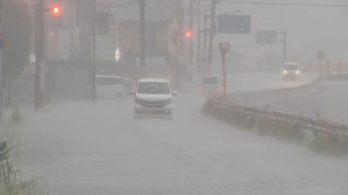 大雨の熊本県玉名市　作業員が行方不明　川に転落か　|TBS NEWS DIG