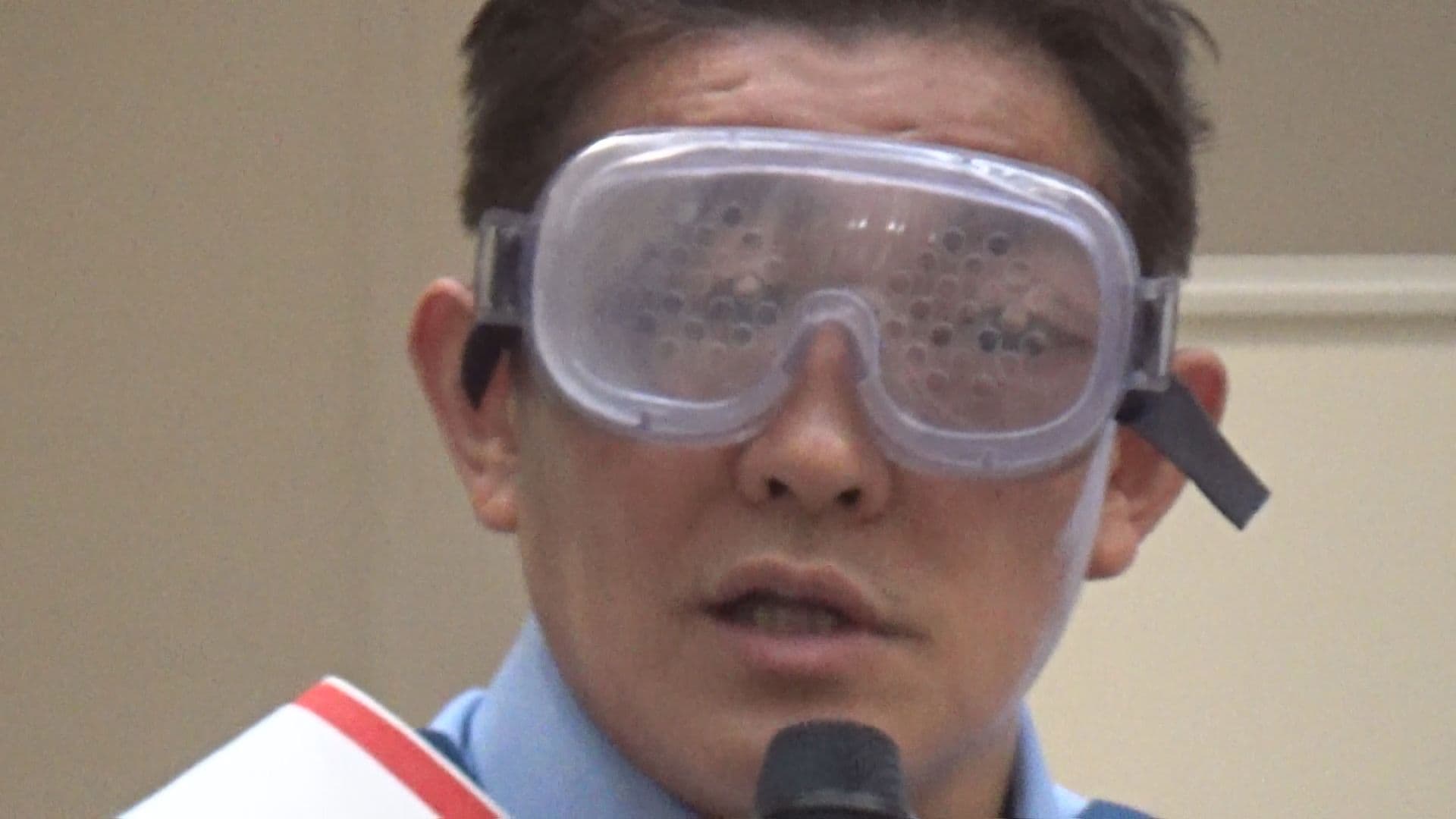 スピードワゴン・井戸田潤さんが「ハンバーグ署長」に 運転