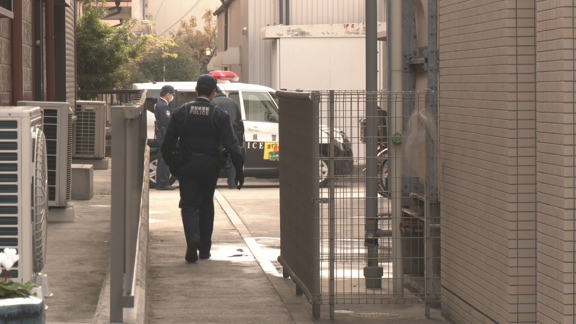 死亡した2人は16歳の高校生と判明　｢血だらけの男女が倒れている｣と通報　マンション敷地内で発見される