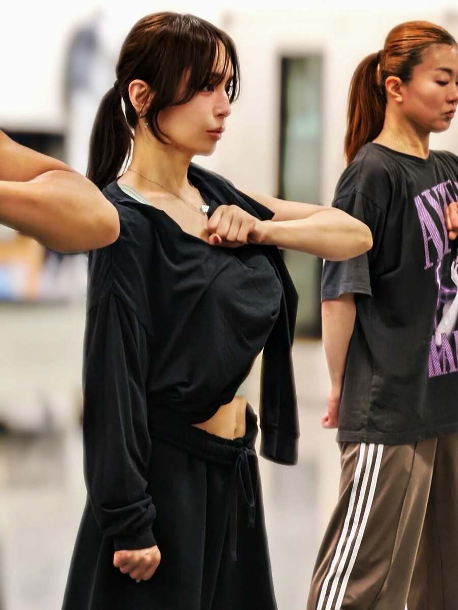 浜崎あゆみ 】 「繰り返し叫ぶよ 泣いたまま叫ぶよ 同じ夢だけを君と見