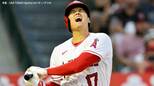 大谷翔平 右足自打球で大絶叫!ヒヤリとする場面も 連続安打は9でストップ、エ軍は接戦を落とし5連敗 WC圏内から6ゲーム差に |TBS NEWS DIG