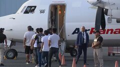 “他国民を一時受け入れ”中米パナマ　米トランプ政権の移民強制移送で初便が到着| TBS CROSS DIG with Bloomberg