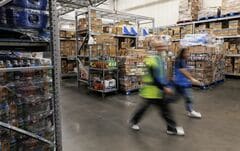 ウォルマート、H-1Bビザ要する人材の採用を一時停止－関係者| TBS CROSS DIG with Bloomberg