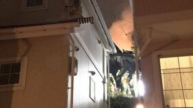 横浜・鶴見区で住宅5棟焼ける火事　80代男性が軽傷|TBS NEWS DIG