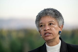 米ボストン連銀コリンズ総裁、金利は「当面」据え置きが適切| TBS CROSS DIG with Bloomberg