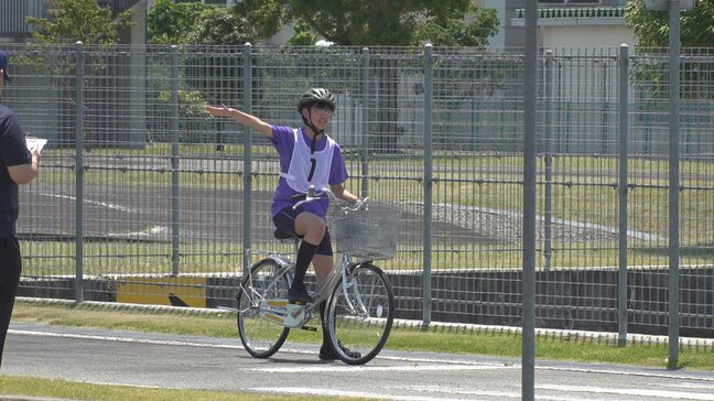 小学生が自転車の安全運転に関する知識や技術を競う大会 安全走行と技能走行を審査|TBS NEWS DIG