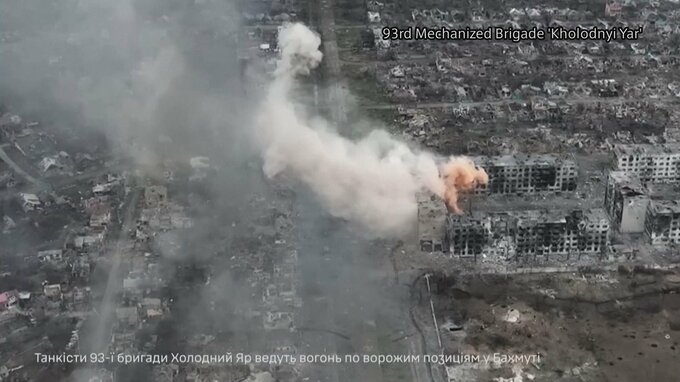 「今年中に侵攻終わらせるため10倍の軍事支援を」 ウクライナ　欧米にさらなる支援訴え|TBS NEWS DIG