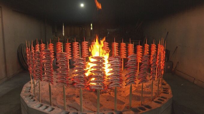 【20匹で約１万円】吊るし焼きエビづくり　今年も始まる　|　熊本のニュース｜RKK NEWS｜RKK熊本放送