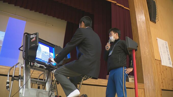 自転車のヘルメットなぜ必要？「絹豆腐も崩れない」で安全性をPR　|　石川県のニュース｜MRO北陸放送
