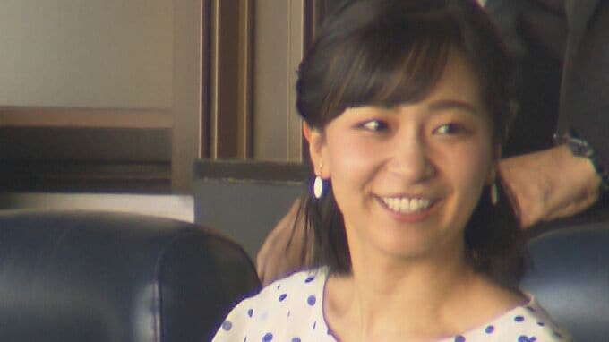 佳子さまが全国女子高校野球決勝を観戦　観客からの歓声に笑顔で会釈|TBS NEWS DIG