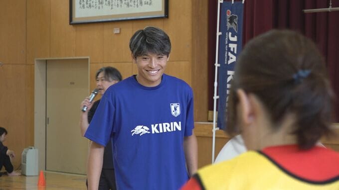 サッカー日本代表が被災地にエール！　町野選手が石川県輪島市町野を訪問　|　石川県のニュース｜MRO北陸放送