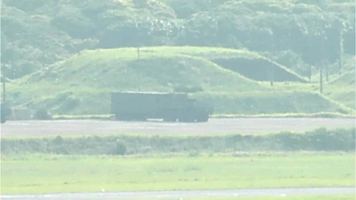 米軍長距離ミサイル発射装置「タイフォン」車両がもう1両到着　運用に必要な2両揃ったか　鹿児島・鹿屋
