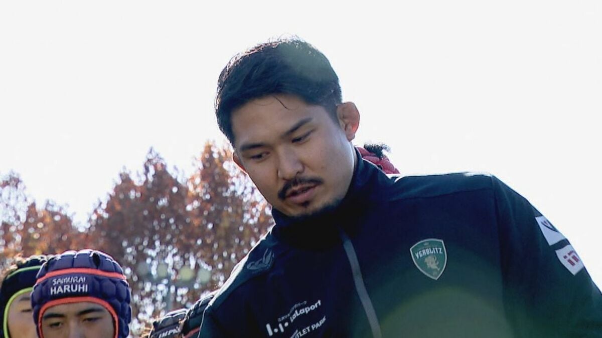 ラグビー 姫野和樹選手 花園行きを決めた母校でサプライズ “ジャッカル”学んだ部員は…｢教えてもらったことを生かして日本一に｣ 中部大学春日丘高校