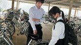 高校生の自転車盗まれる被害が多発!“無施錠”の自転車が狙われやすい「日常的にカギかけて」半田東高校の駐輪場で“風紀委員”が警察官と防犯呼びかけ 半田警察署 | 名古屋・愛知・岐阜・三重のニュース【CBC news】 | CBC web