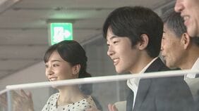 佳子さまと悠仁さま 姉弟で「世界陸上」観戦 選手に手拍子…喜んで拍手される姿も おふたりだけで公の場は6年ぶり|TBS NEWS DIG