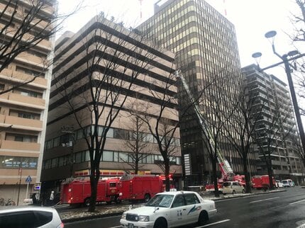 県庁近くの10階建てマンションで火事 けが人なし 仙台 | 宮城の