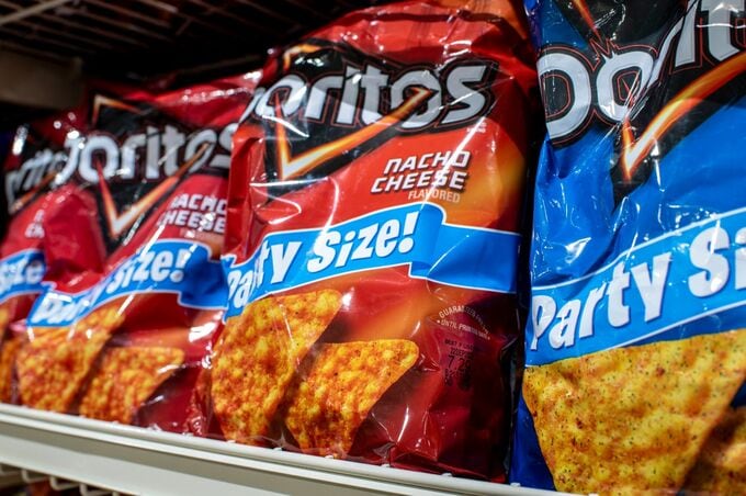 ガソリン高でポテチ買い控え、ペプシコのスナック菓子に戦争の逆風