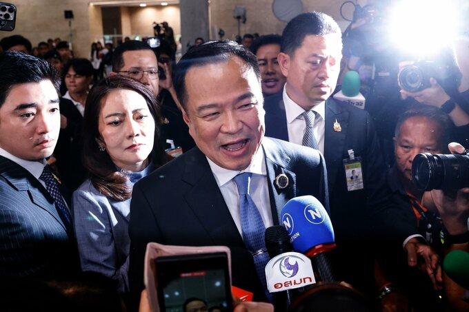 タイの次期首相に保守系アヌティン氏－タクシン派政権崩壊へ
