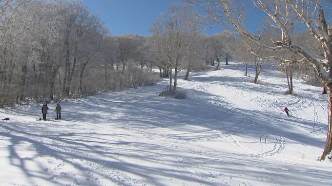 信州も本格的なスキーシーズンへ！野沢温泉でスキー場開き　積雪多めで初日から4コースがオープン　長野　|　SBC NEWS | 長野のニュース | SBC信越放送