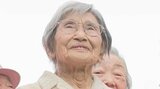 【100歳の長寿お祝い】秘訣は「好き嫌いせず何でも食べること」週4日は「ペタンク」に打ち込む…鈴木知事が森町の女性訪問 | 北海道のニュース|HBC北海道放送