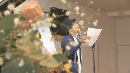 詩人・中原中也の誕生日 愛好家が朗読会 中也賞・佐藤文香さんに贈呈