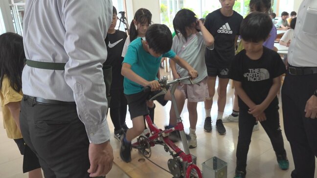 プラスチックごみから新たな製品をつくる“アップサイクル”　児童が体験　甲府・山梨学院小|TBS NEWS DIG