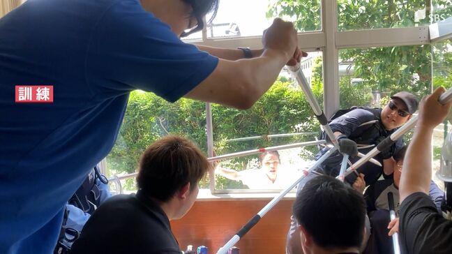 「防ぎきれない」とも言われる学校内への不審者侵入 都内の小学校では教職員がけが どう対応?訓練で確認=静岡・伊豆の国市|TBS NEWS DIG