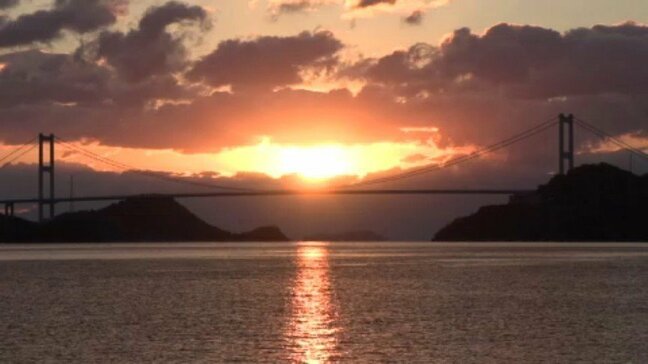 「合格するような気がする」「戦争のない年に」   松山城＆しまなみ海道で初日の出　愛媛|TBS NEWS DIG