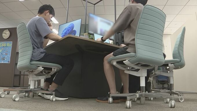 東京都の職員がハーフパンツの姿 通年で服装自由化へ　クールビズ拡大の「東京クールビズ」|TBS NEWS DIG